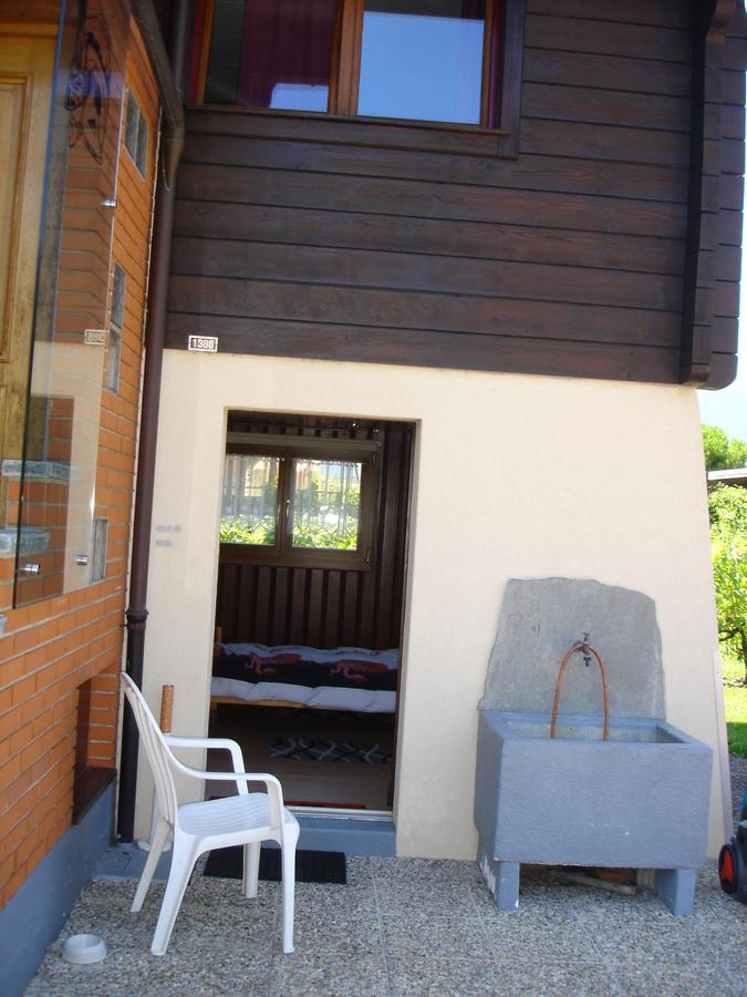 Bnb Le Relais Du Chateau Aigle Exteriör bild